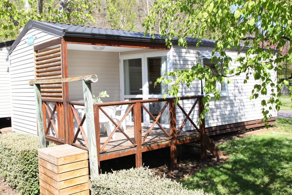 Camping La Cle Des Champs Saint-Nectaire Exterior foto